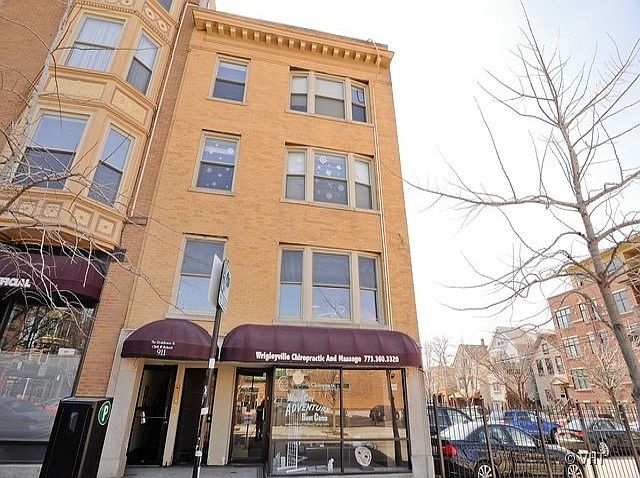 1st image of 911 W School St APT 1N
