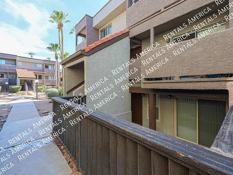 1645 W Baseline Rd #1076 — Photo 2