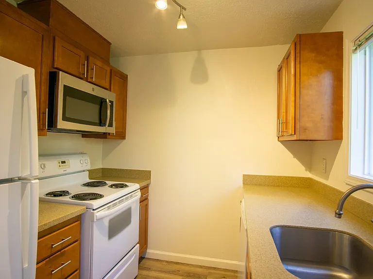 3595 Cedaroak Dr #23 — Photo 7