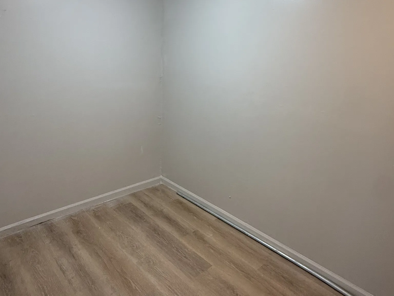 509 East Spring Street - 2 — Photo 3