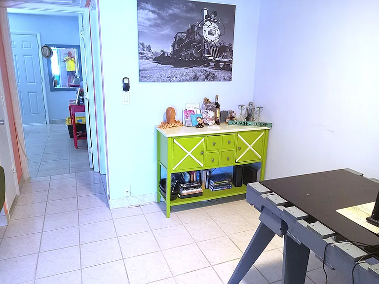 1221 Drew St #B6 — Photo 5
