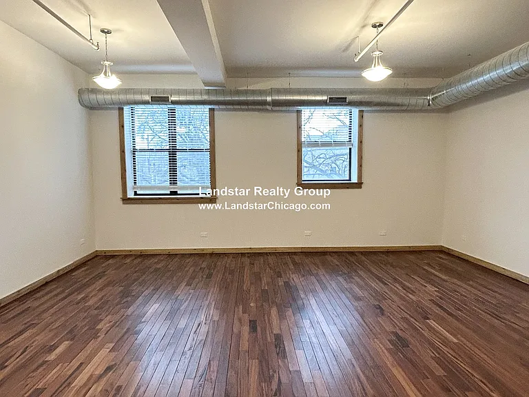 4611 S Ellis Ave #206 — Photo 2
