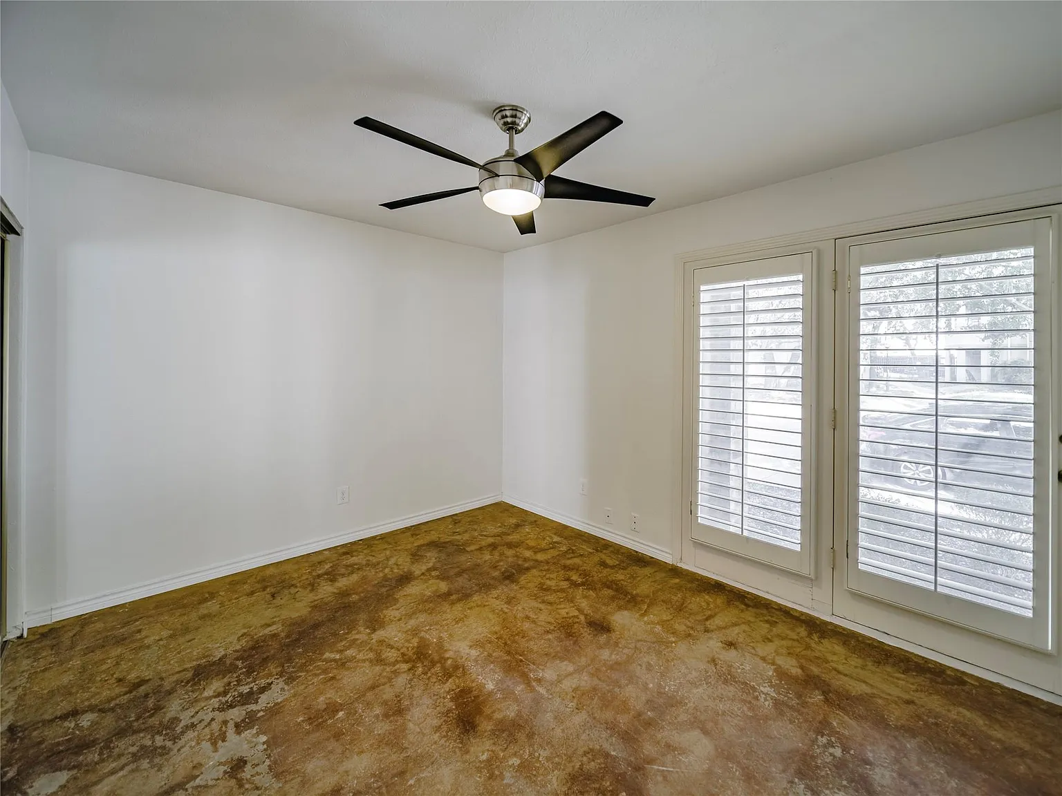 2 bed, 2052 sqft, $3,400 — Photo 4