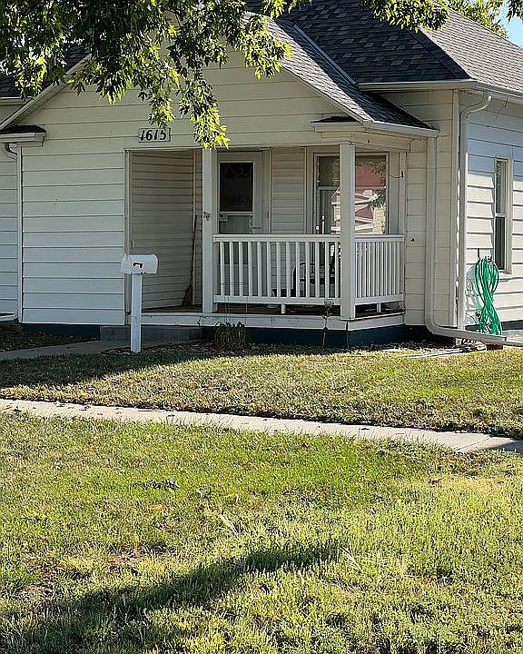 1st image of 1615 Avenue B