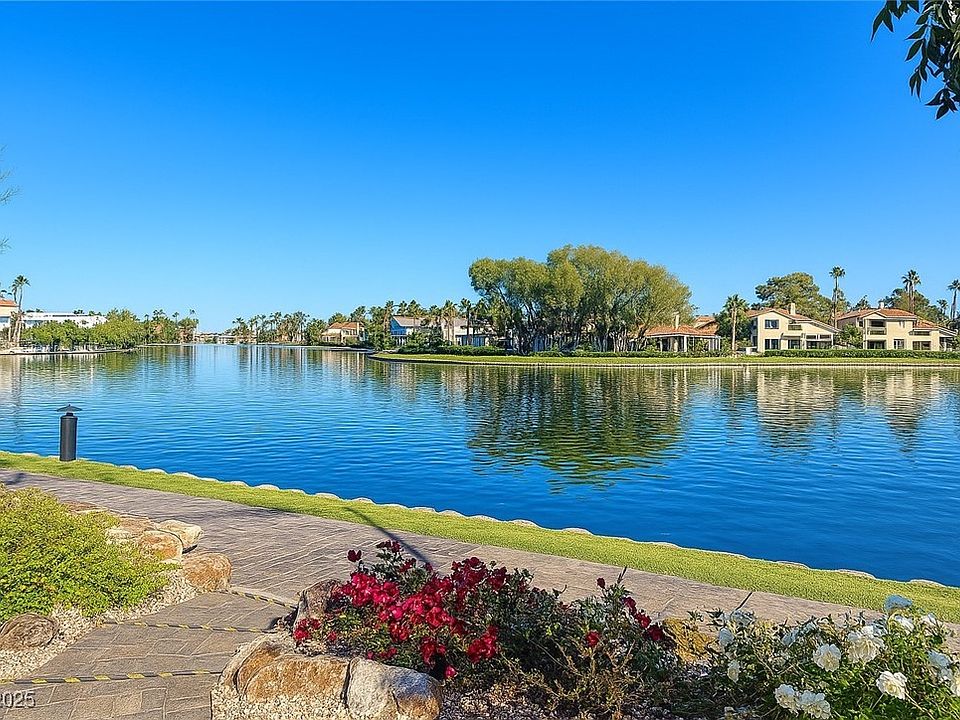 1st image of 2417 Sun Shores Dr