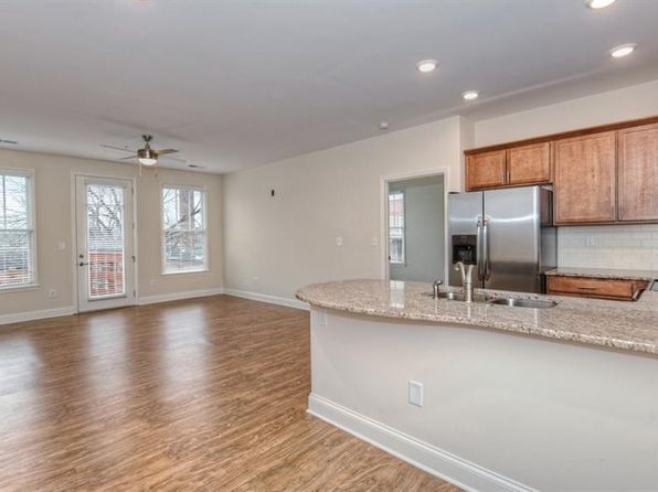 708 S Summit Ave APT 209