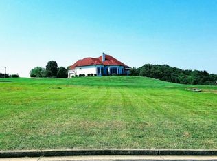 729 Harbor Point Dr, Johnson City, TN 37615