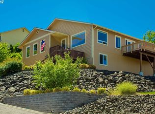 167 Jamie Loop, Roseburg, OR 97471