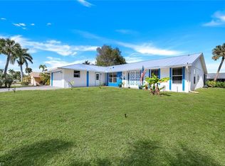 225 Pebble Beach Cir, Naples, FL 34113