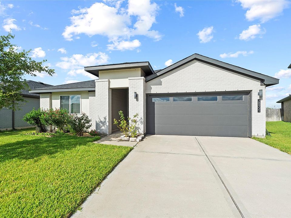 1st image of 28955 Yachting Point Ln