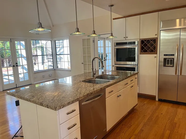 3516 Crown Point Dr — Photo 5