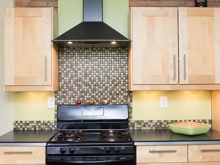 212 E New St #2 — Photo 3