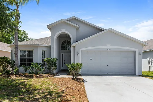 1609 Carson White Ln Photo 1