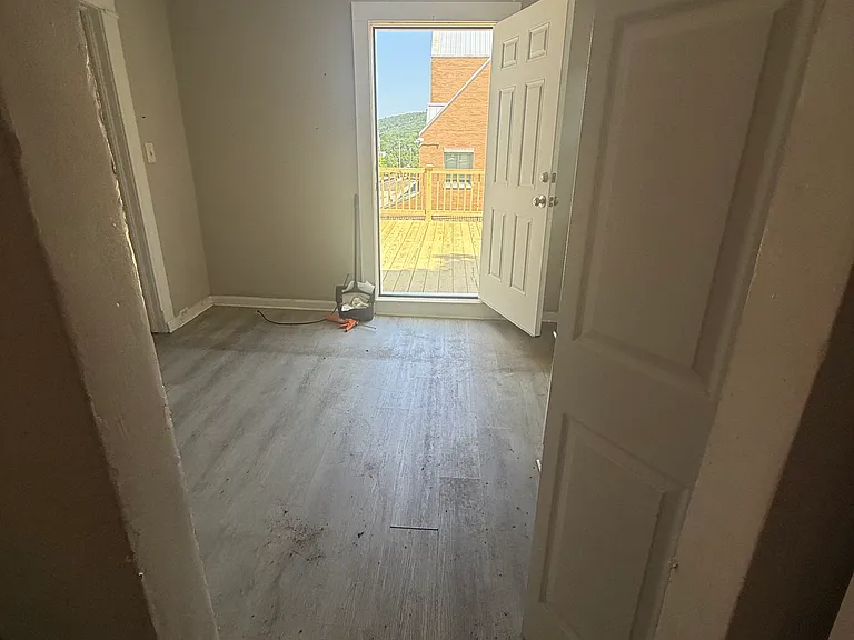 17 Davis St #2R — Photo 25