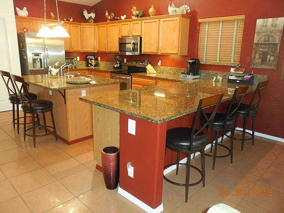3rd image of 2606 Ficus Dr