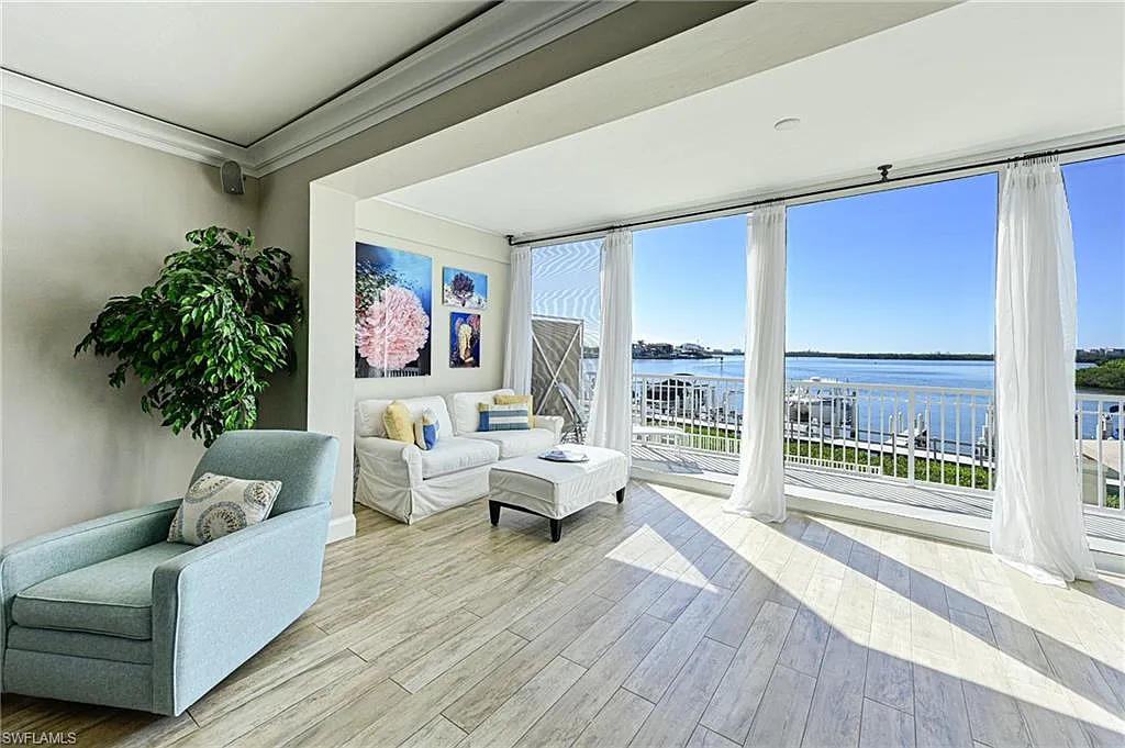 3 bed, 2.0 bath, 1875 sqft, $5,500 — Photo 2