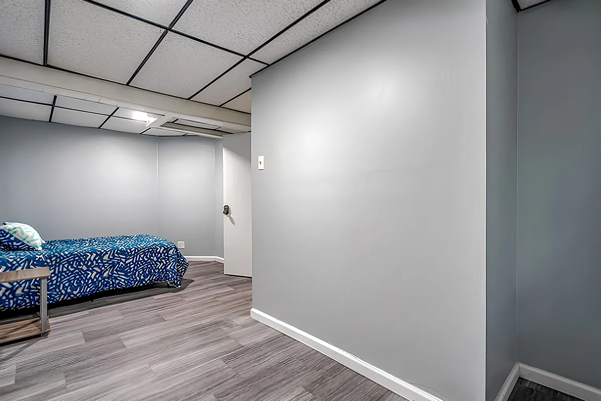 Building Photo - Fern Valley Dr SW