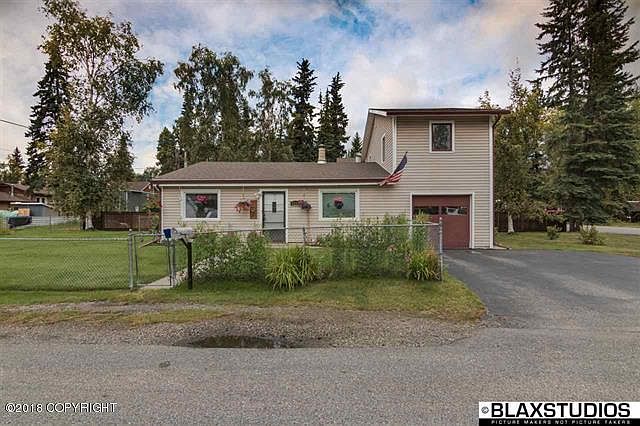 1st image of 1523 Evergreen St