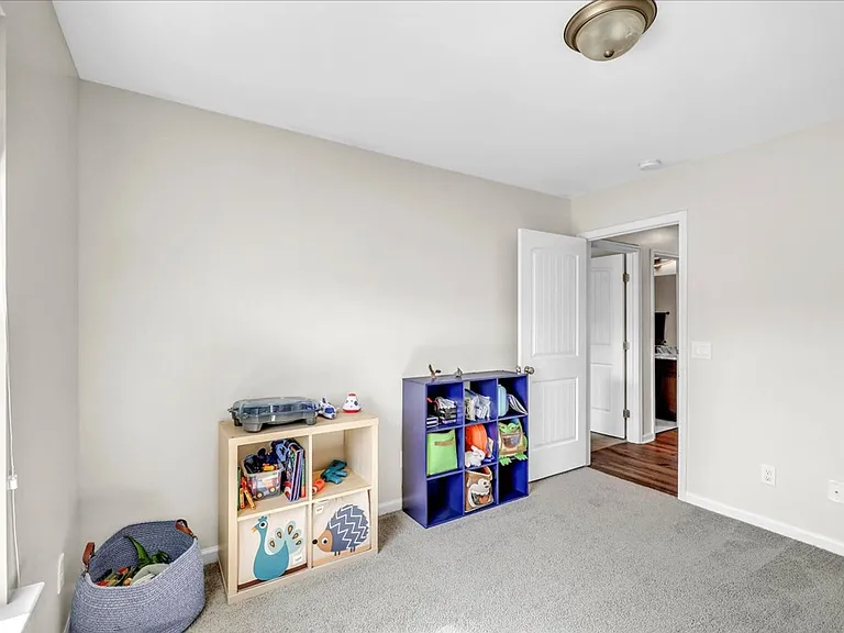 128 Whitehaven Rd — Photo 42