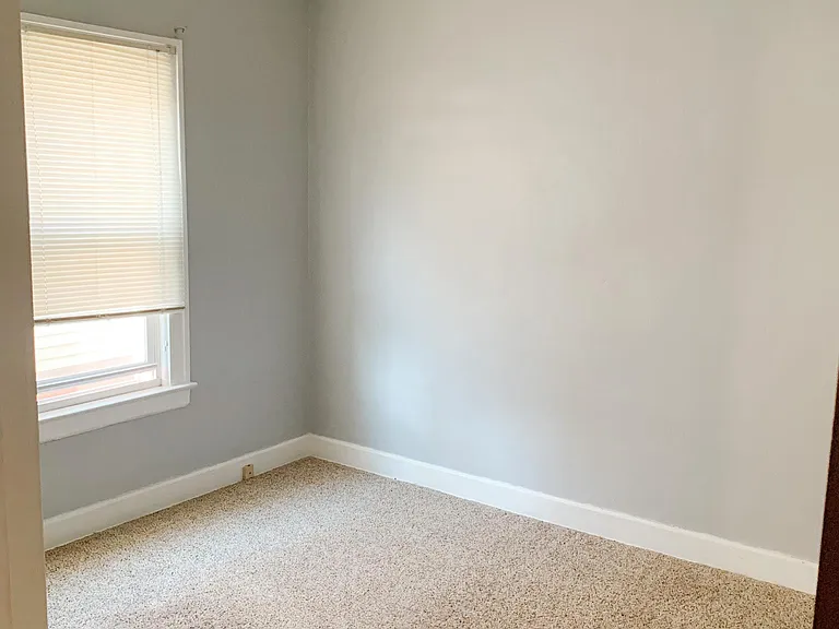 2090 Bunts Rd — Photo 15