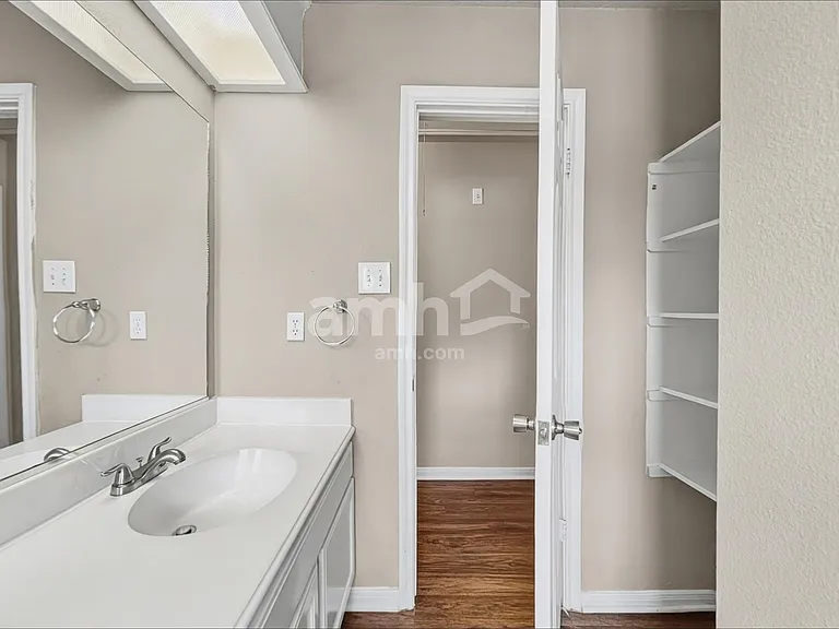13143 Mills River St — Photo 17