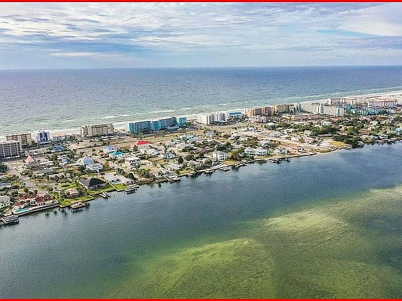 On beautiful Okaloosa Island