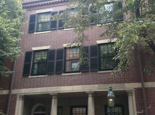 132 Chestnut St, Boston, MA 02108