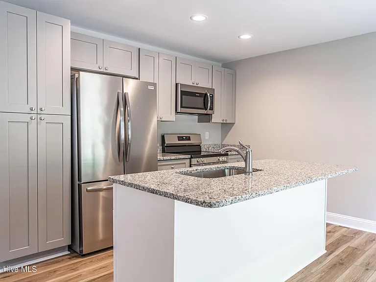 435 W New Jersey Ave — Photo 3