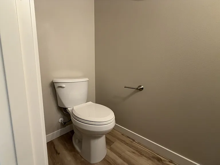 4025 Filbert St NE — Photo 16