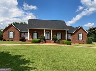 550 Masters Cir, Dublin, GA 31021