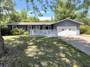 2904 Gary Ave, Manhattan, KS 66502