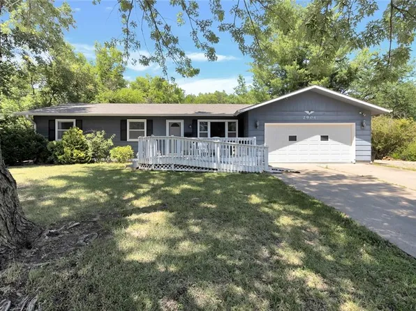 2904 Gary Ave, Manhattan, KS 66502