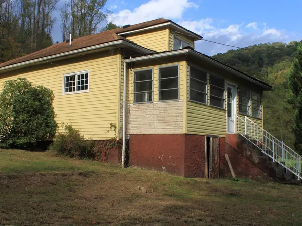 70 Red Bluff Rd, Webster Springs, WV 26288