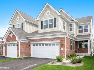 1246 Falcon Ridge Dr #113, Elgin, IL 60124