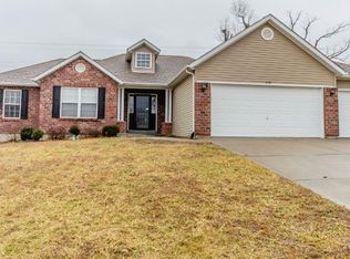 518 Oakbluff Ct, Troy, MO 63379