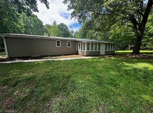 888 Briggs Rd, Lexington, NC 27292