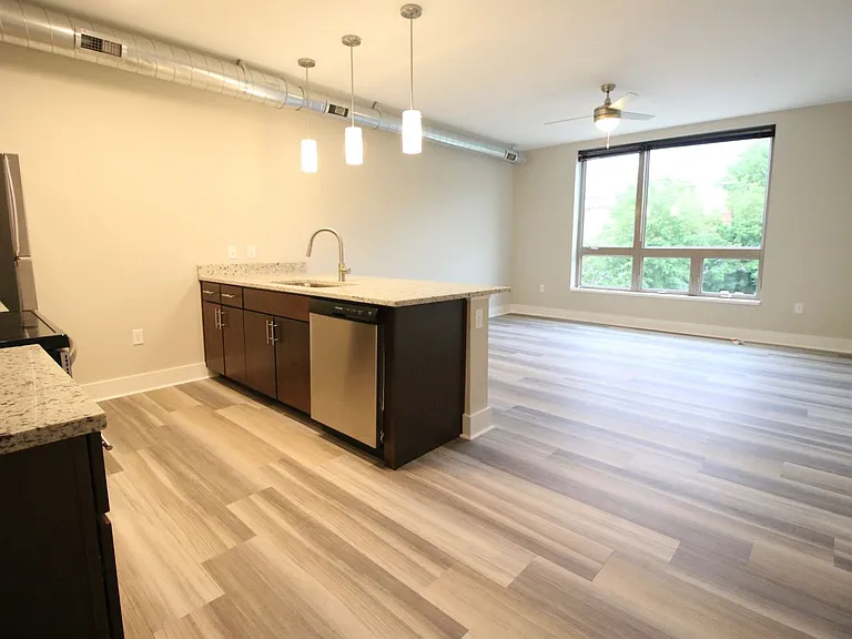 Main2525 — Photo 26