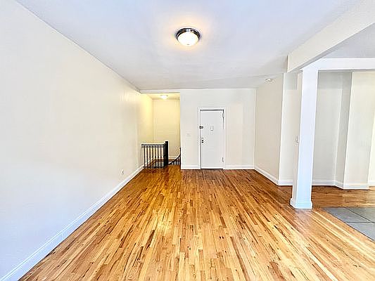 2nd image of 311 Lincoln Pl APT 1B