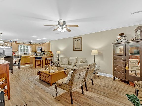 5th image of 28 Stonebriar Ct #28