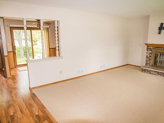 3rd image of 4272 W Alvina Ave