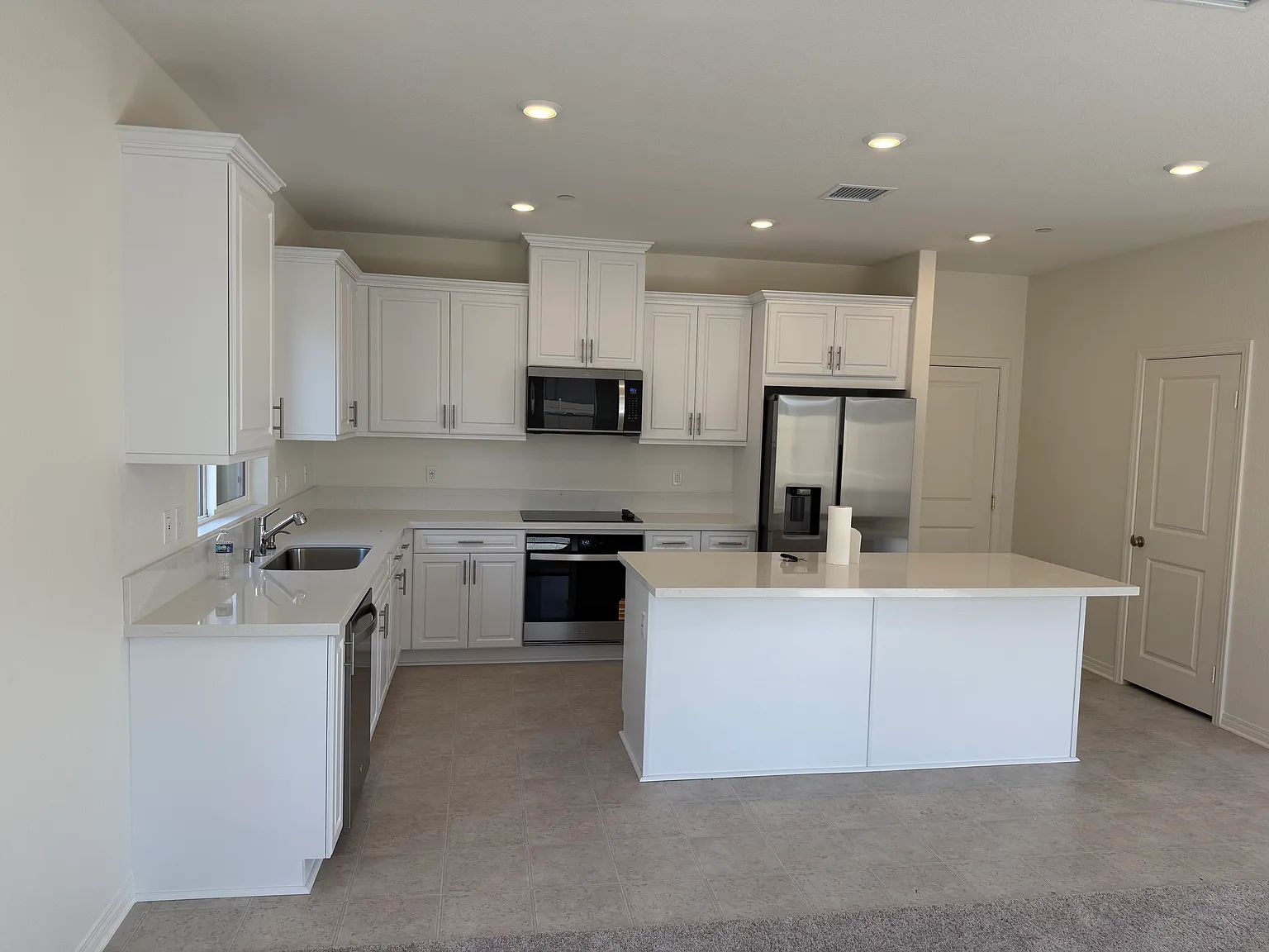 9683 Manza Ct — Photo 4