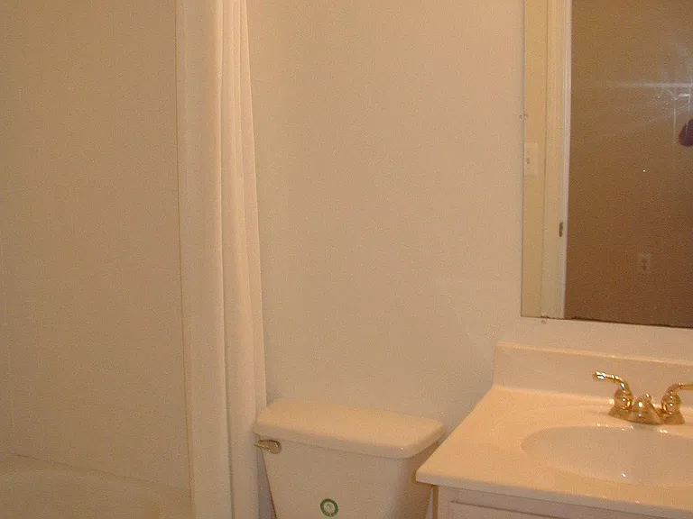 Full Bath - 2nd View