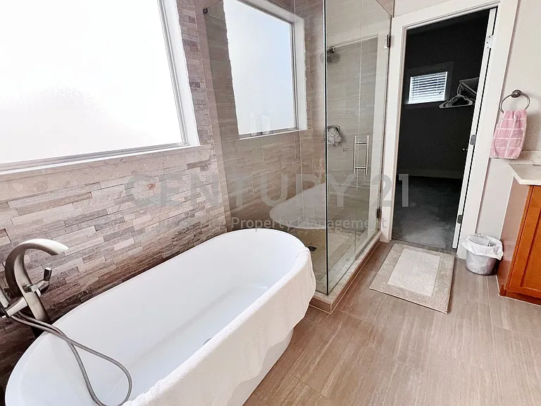 4830 Cedar Springs Rd #13 — Photo 13