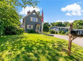 33 Wapping Dr, Bristol, RI 02809