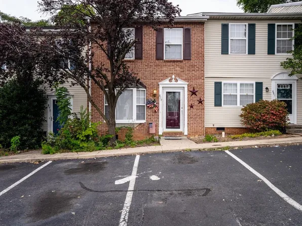 879 Northfield Ct, Harrisonburg, VA 22802