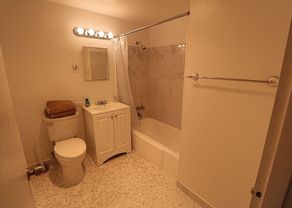 1st image of 1250 West Ave APT 4M