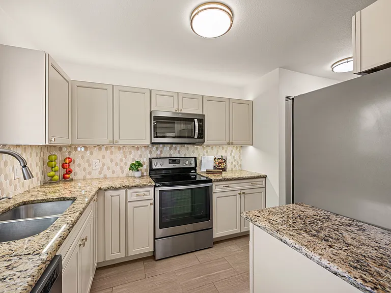78 Morrow Dr — Photo 14