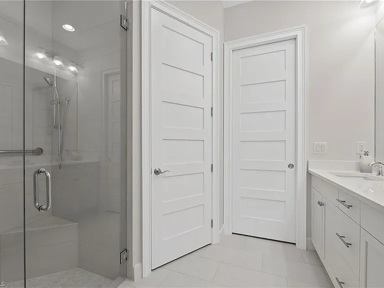 6403 Negril Isle Dr — Photo 16