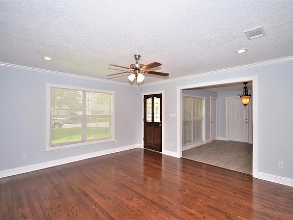5th image of 12117 Palmfree St