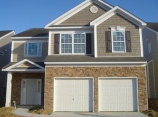 808 Old Forester Ln, Charlotte, NC 28214